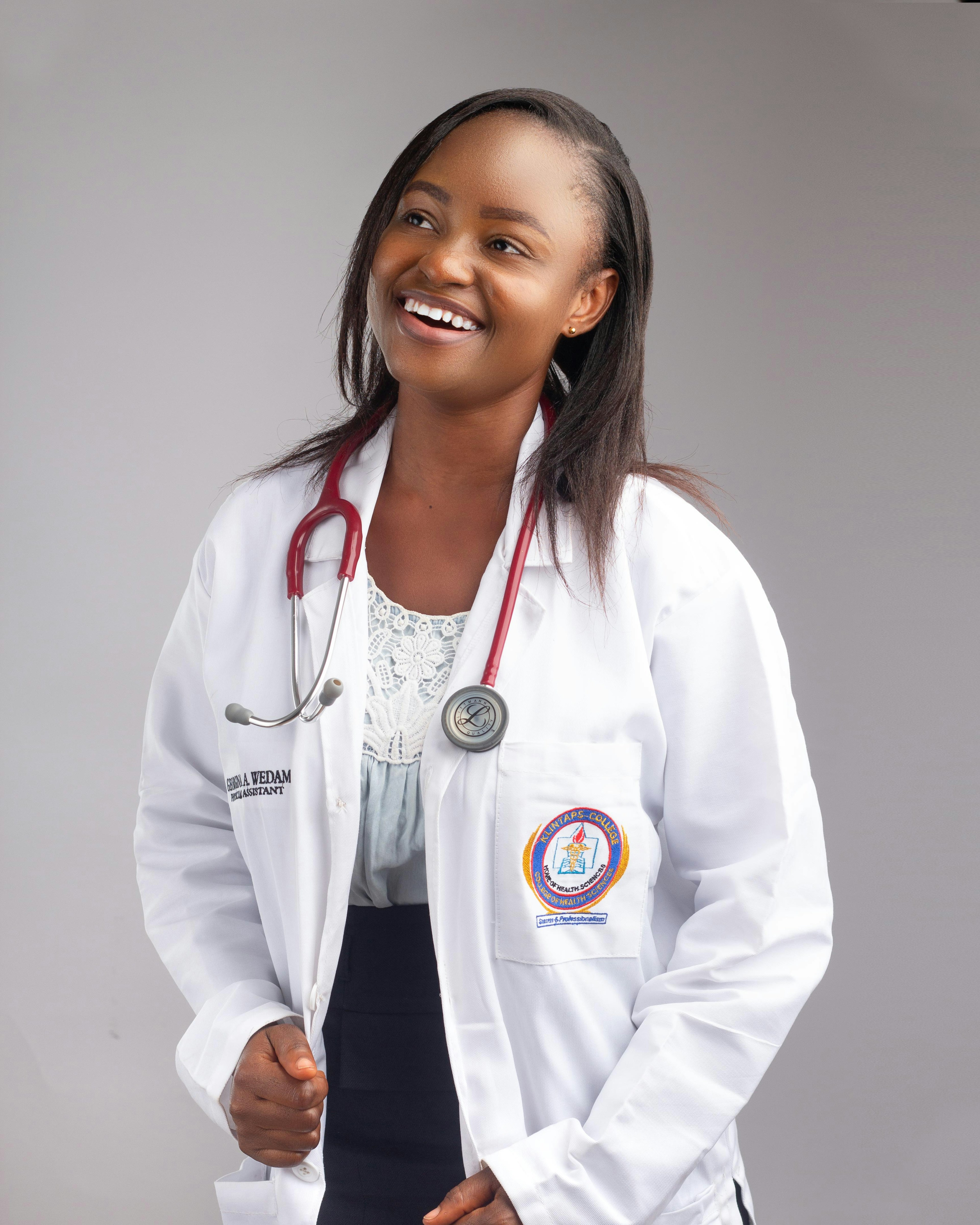 Portret ilustrativ al unei profesioniste din domeniul medical